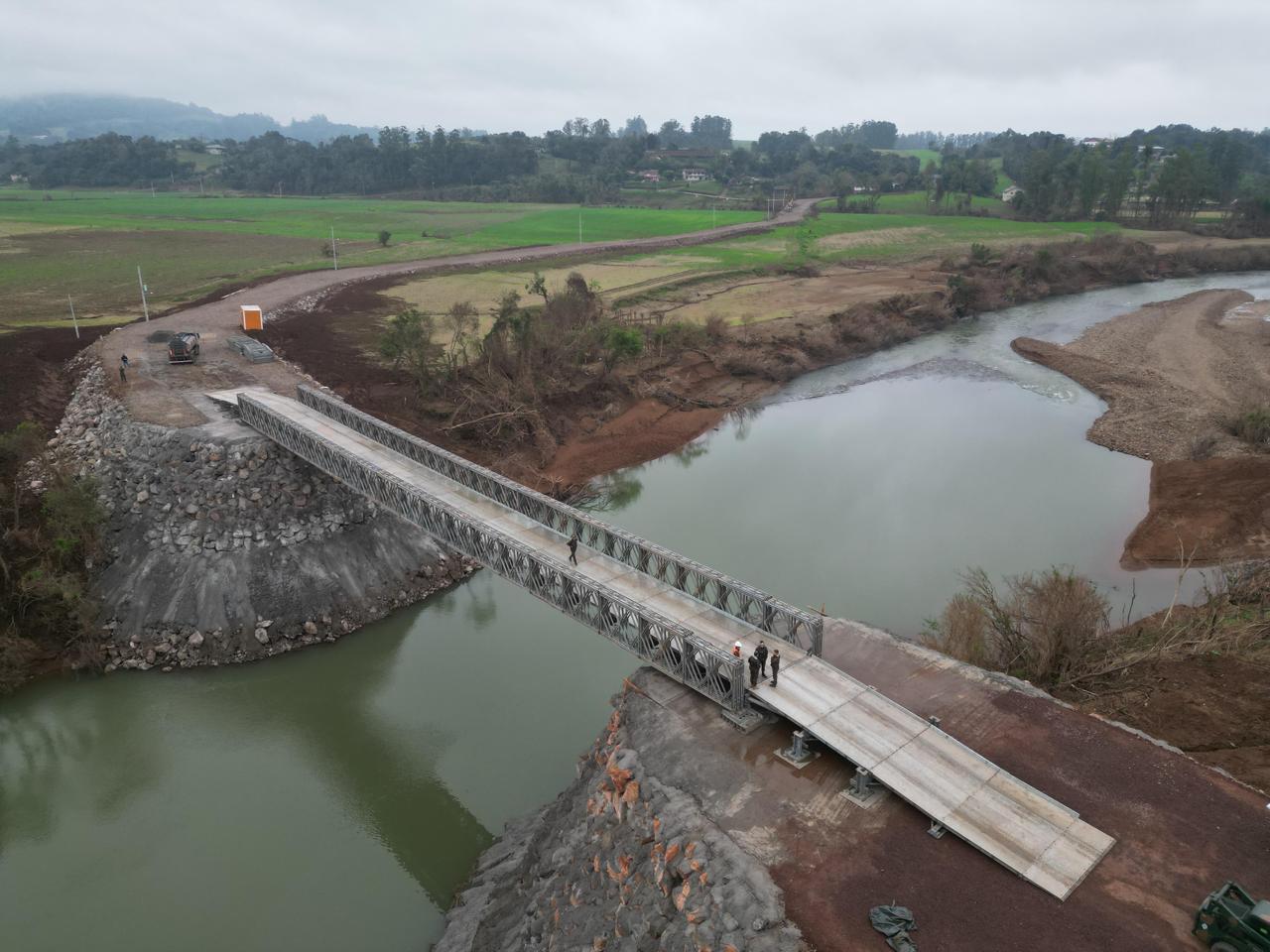 Exército realiza entrega da ponte logística sobre o Rio Forqueta nesta quarta