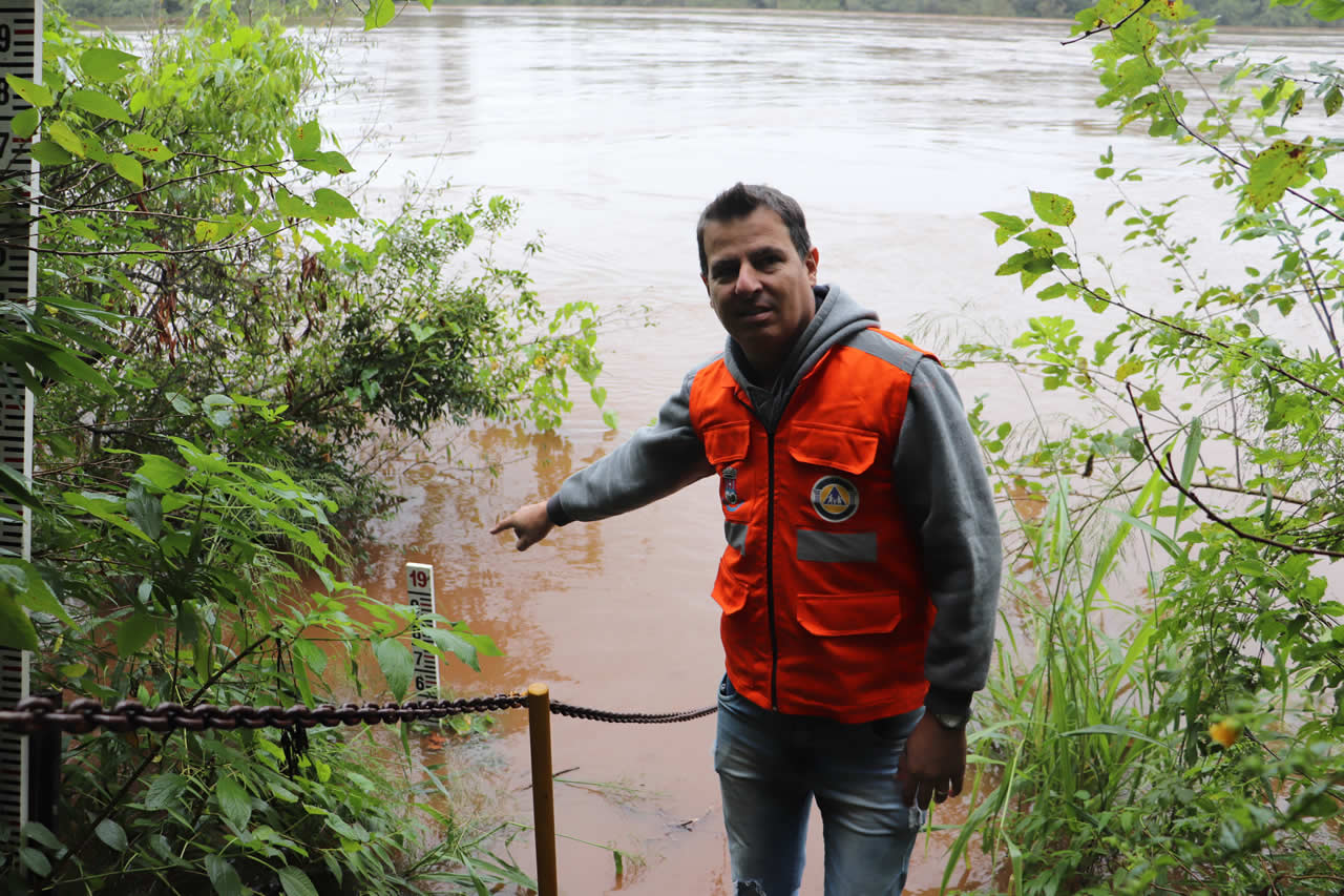 Defesa Civil realiza o monitoramento das águas do Rio Taquari