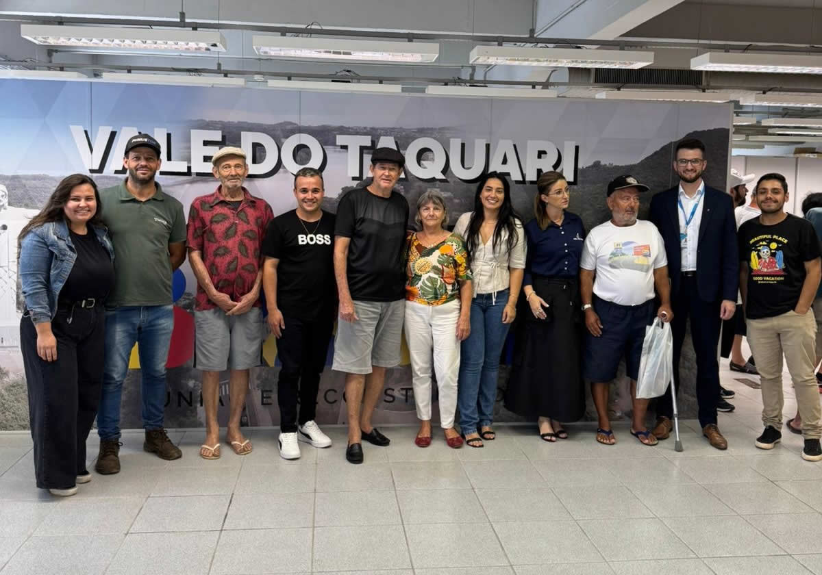 Assinados mais quatro contratos de Compra Assistida em Arroio do Meio