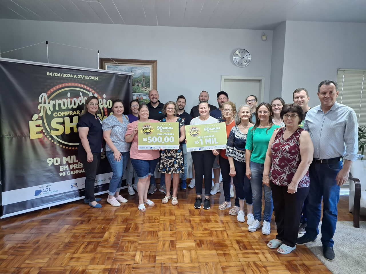 Ganhadores da campanha de incentivo ao comércio recebem premiação em Arroio do Meio