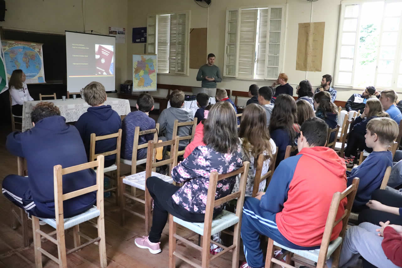 Escola Professor Arlindo Back promove Semana da Língua Alemã