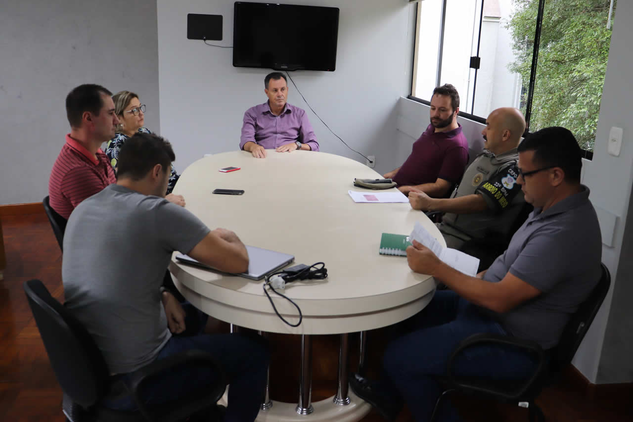 Reunião debate melhorias na segurança pública do município