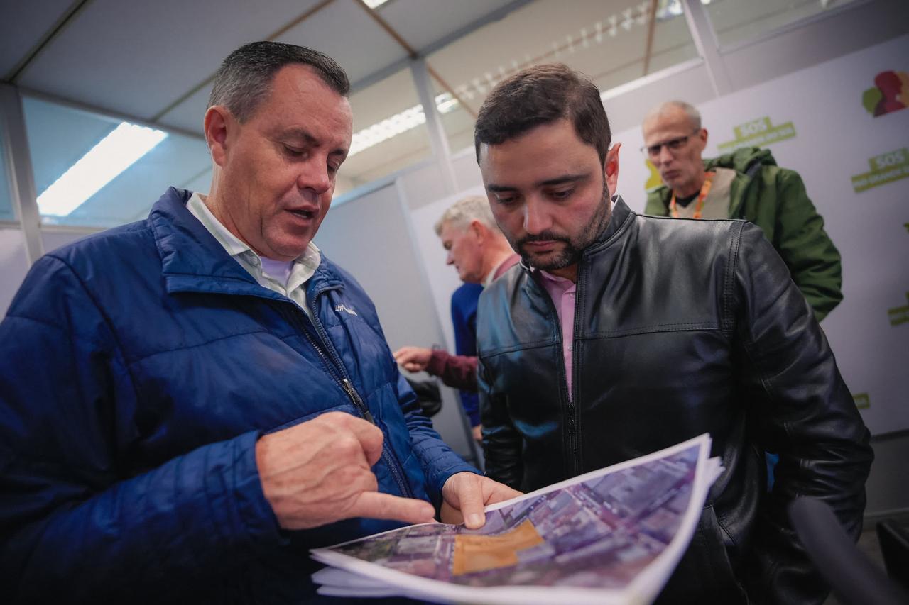 Comitiva de Arroio do Meio busca apoio do Estado para aquisição de áreas de terras