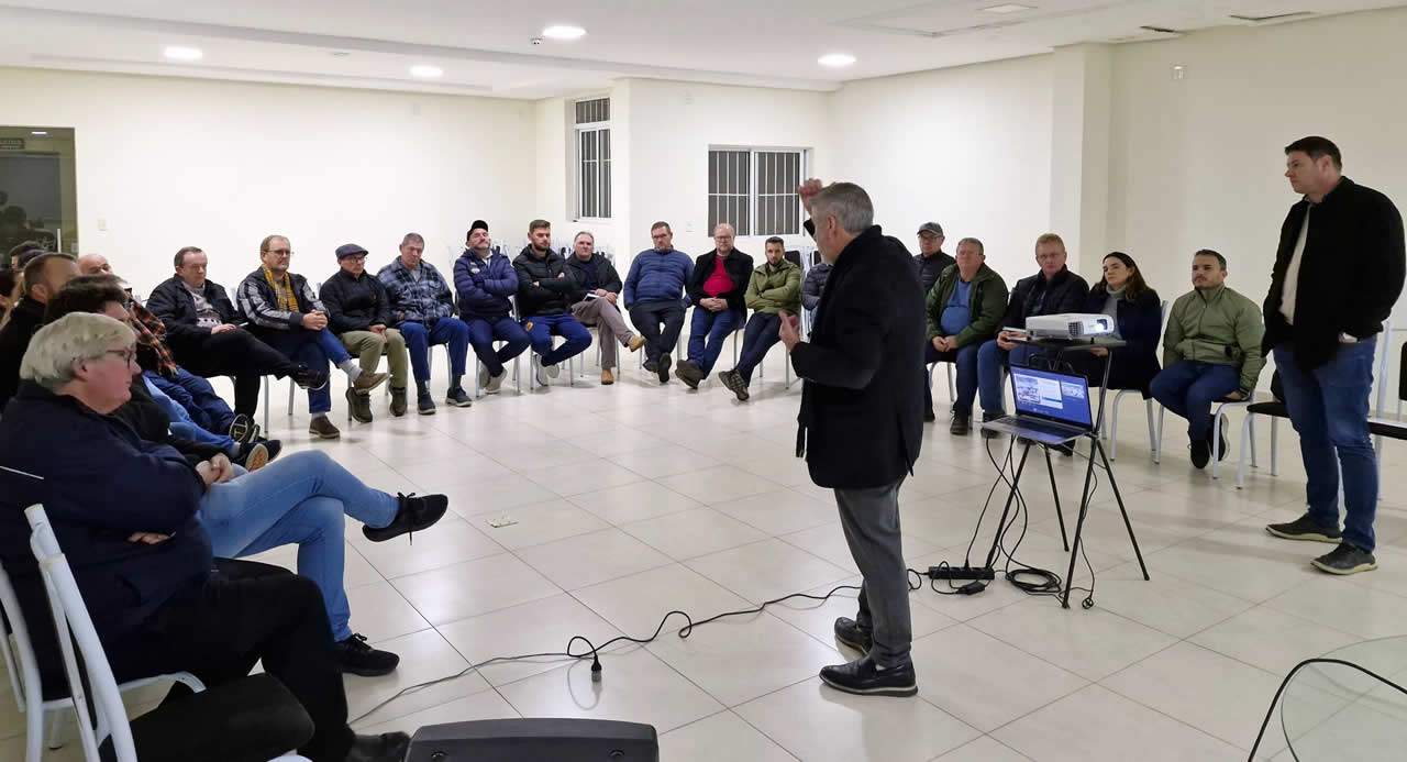 Arroio do Meio debate futuro do saneamento