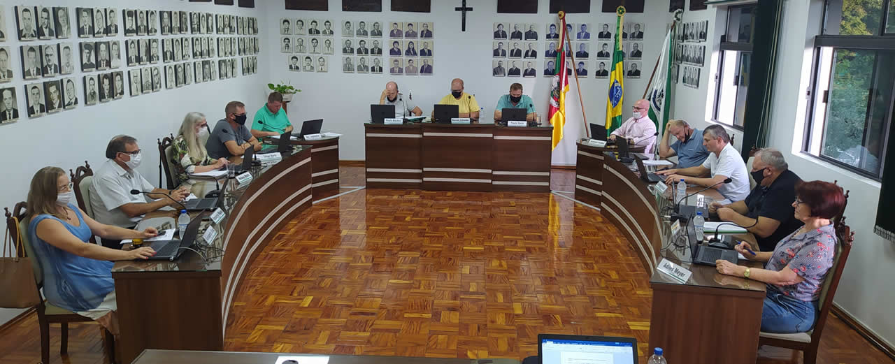 Aprovado o aumento de 50 para 75 o número de vagas para Monitor Escolar