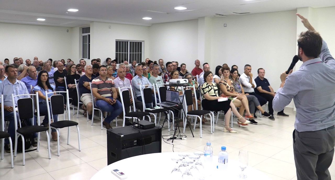 Audiência pública dá sequência à revisão do Plano Diretor de Arroio do Meio