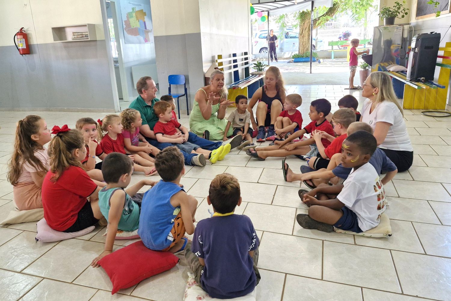 Escolas ganham vida e alegria com o início do Turno Integral da Educação Infantil