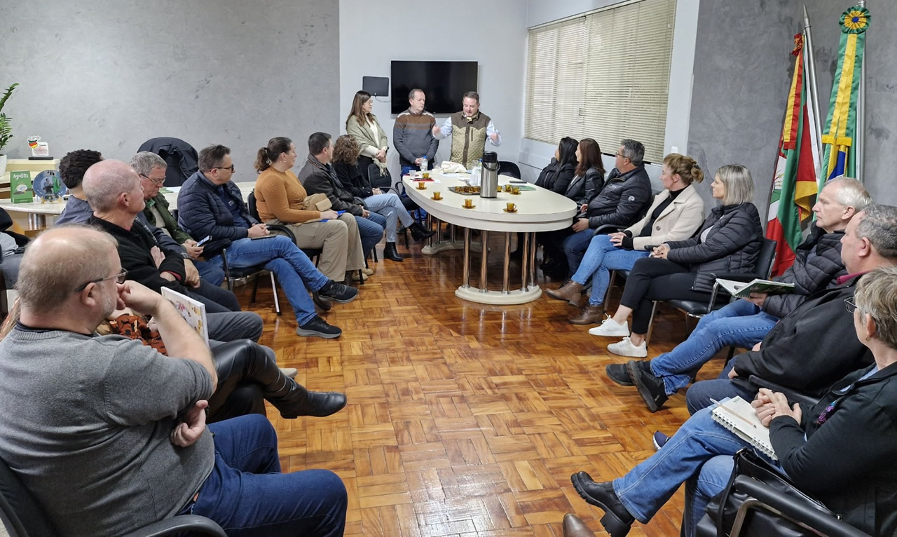Secretário Estadual de Turismo visita Arroio do Meio e reforça parcerias para o setor