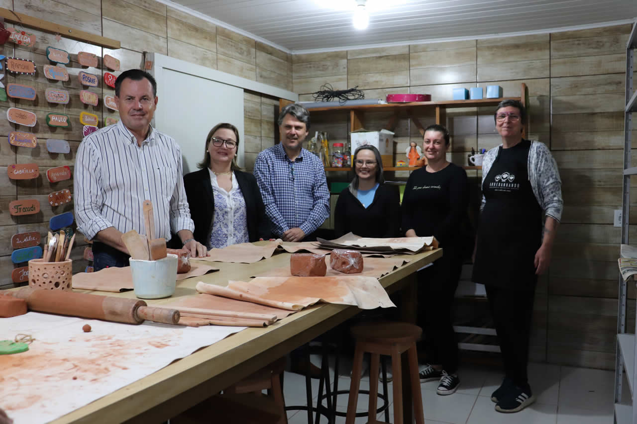 Casa do Museu sedia aulas de cerâmica oferecidas pelo Cras