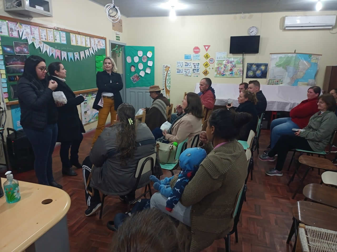 Secretarias de Saúde e Educação promovem ação educativa na Escola Itororó