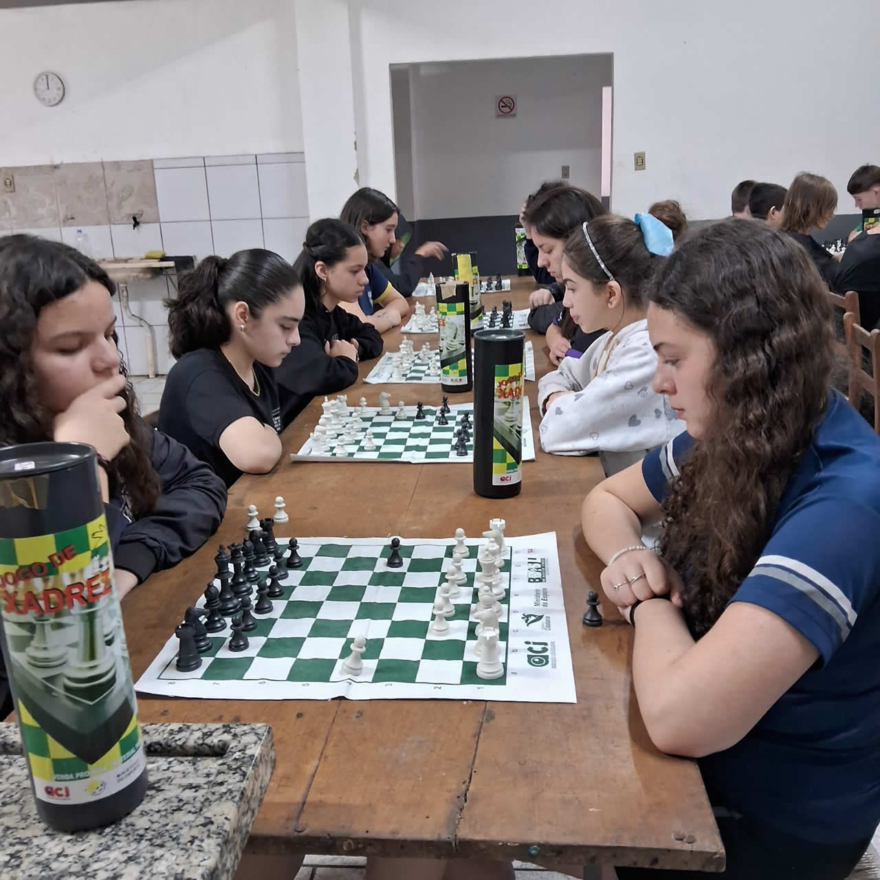 Jogos Inteligentes estimulam a mente dos alunos da rede municipal