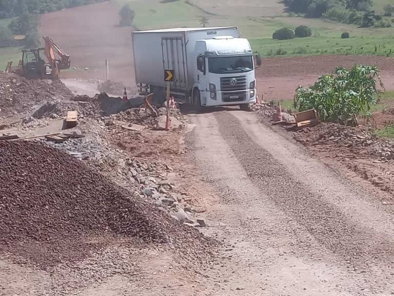 Trânsito liberado na VRS-811 entre Forqueta e Travesseiro