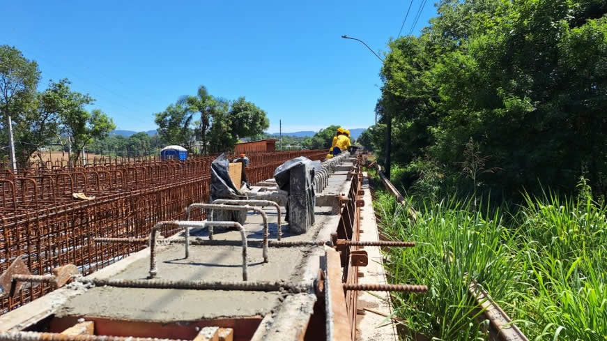 EGR inicia a concretagem das vigas na ponte da ERS-130