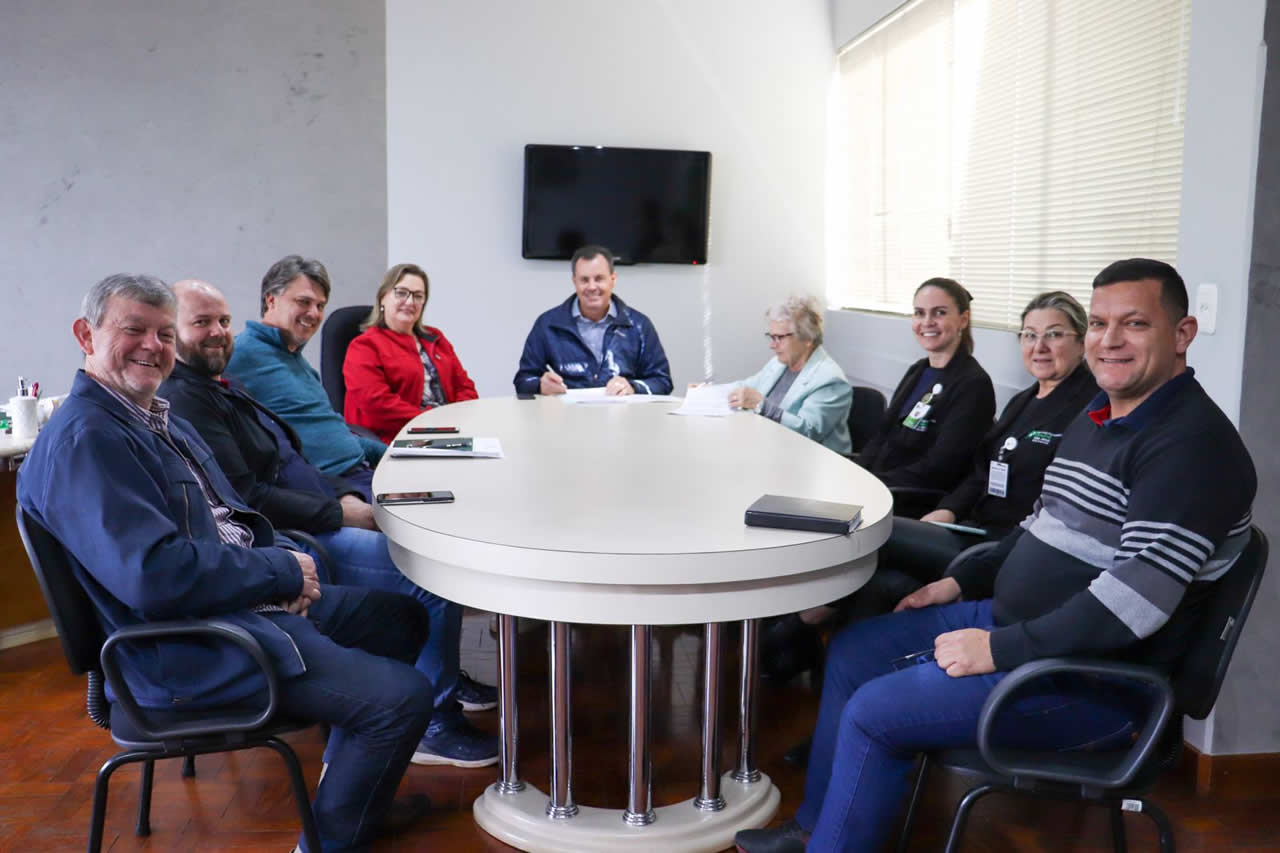 Município renova contrato e amplia serviços com o Hospital São José