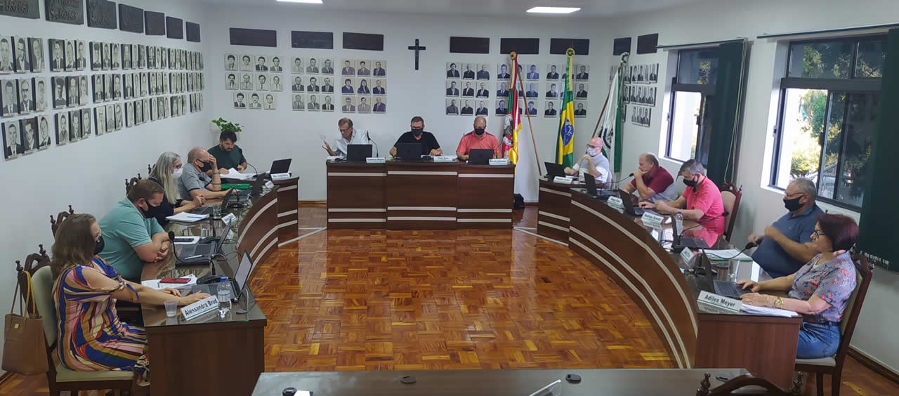 Em sessão polêmica, Bônus Produção é aprovado, com emenda legislativa