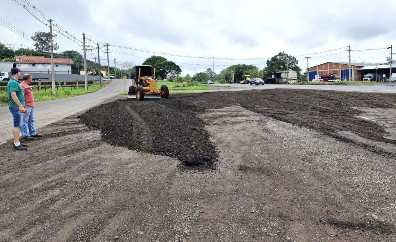 Melhorias em acessos e trevos qualificam trafegabilidade no município