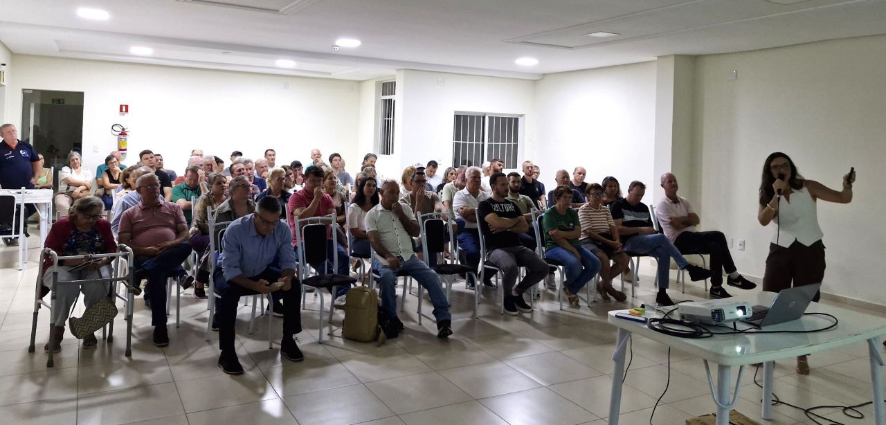 Comunidade participa da construção do futuro da área de arraste do Rio Taquari