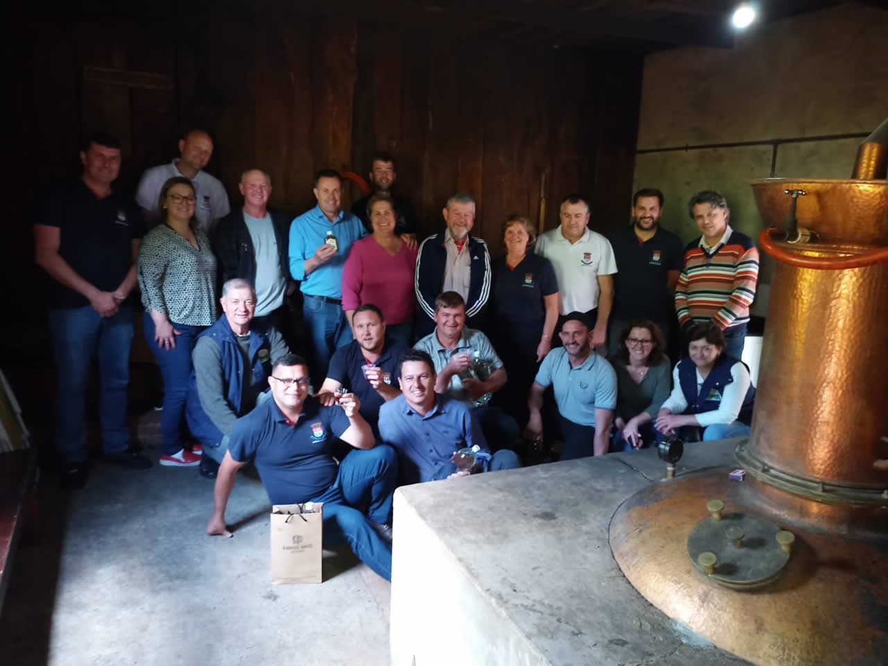 Comitiva visita pontos turísticos de Forqueta