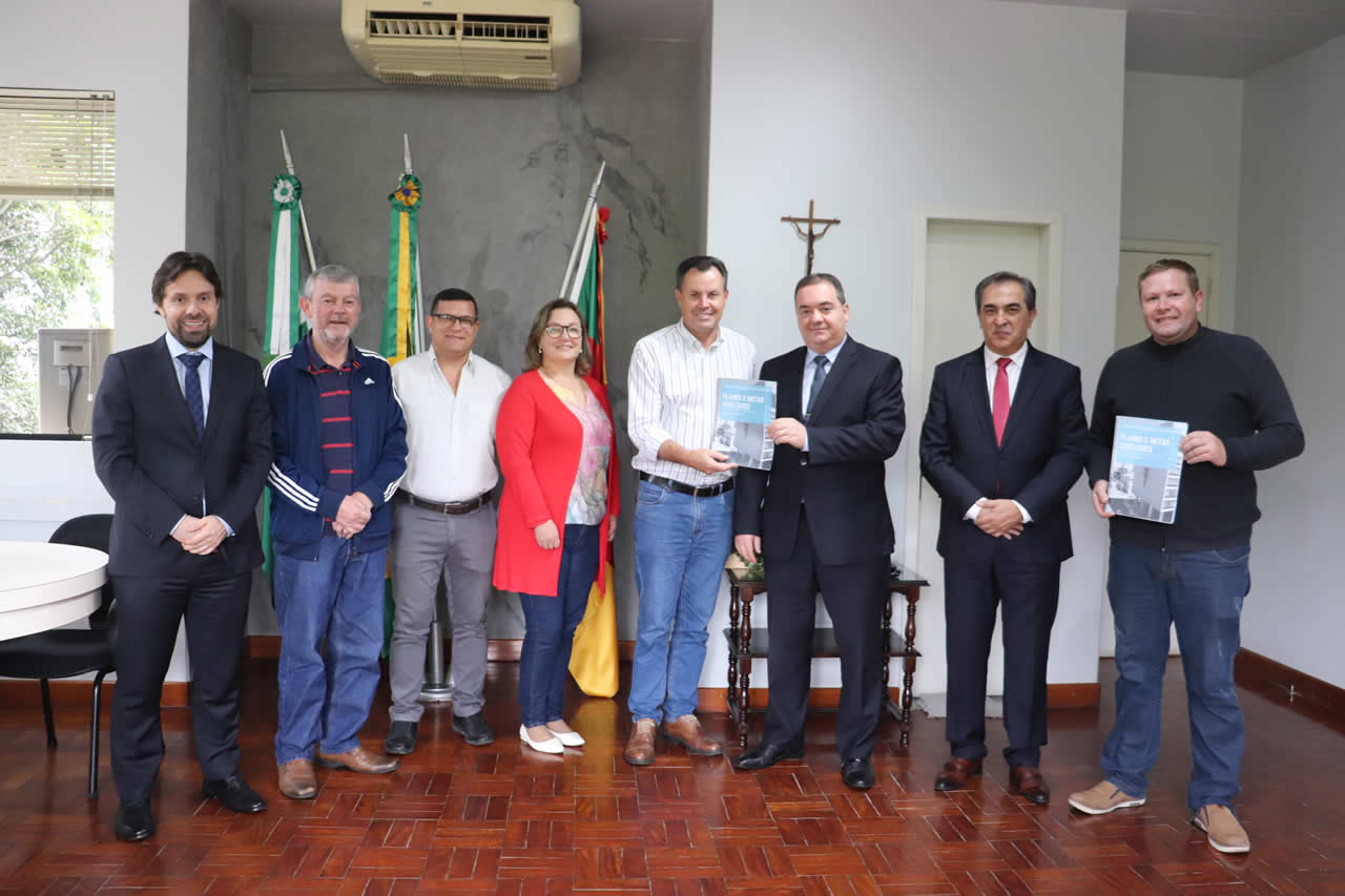 Executivo recebe a visita do Desembargador Giovanni Conti