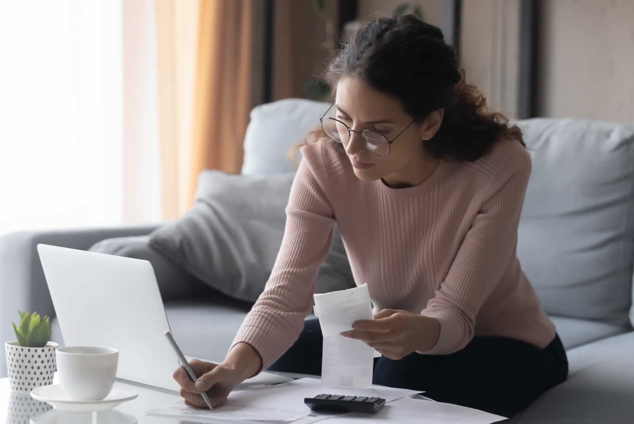 Utilize seu 13º salário de forma consciente com as dicas do Sicredi