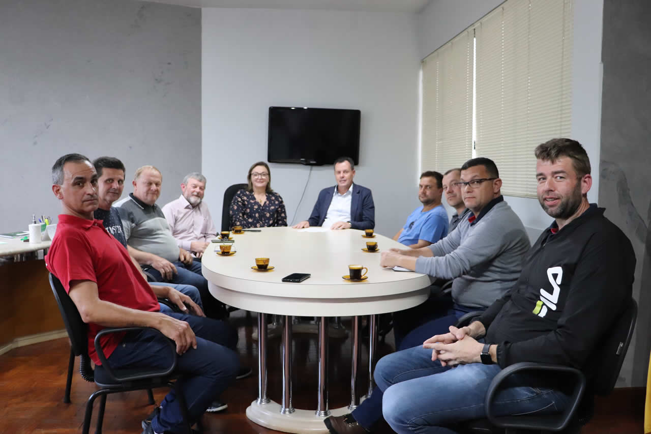 Município encaminha projeto para regularizar área do Esporte Clube Esperança