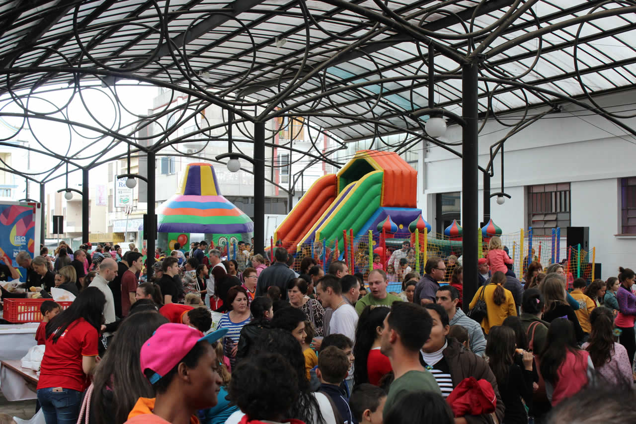 Festa da Criança ocorre dia 08 na Rua de Eventos