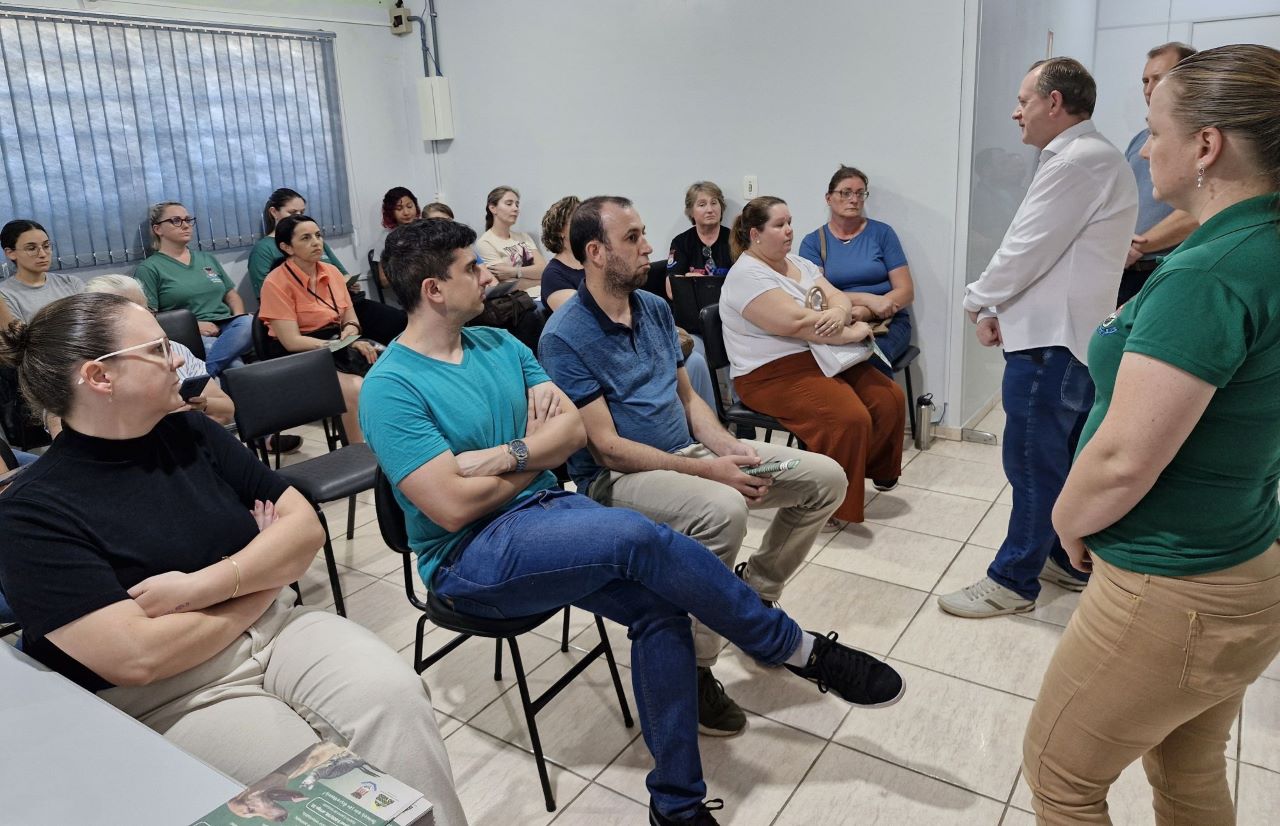 MEU PET MINHA RESPONSA: Agentes de saúde são convidadas a se engajar no programa
