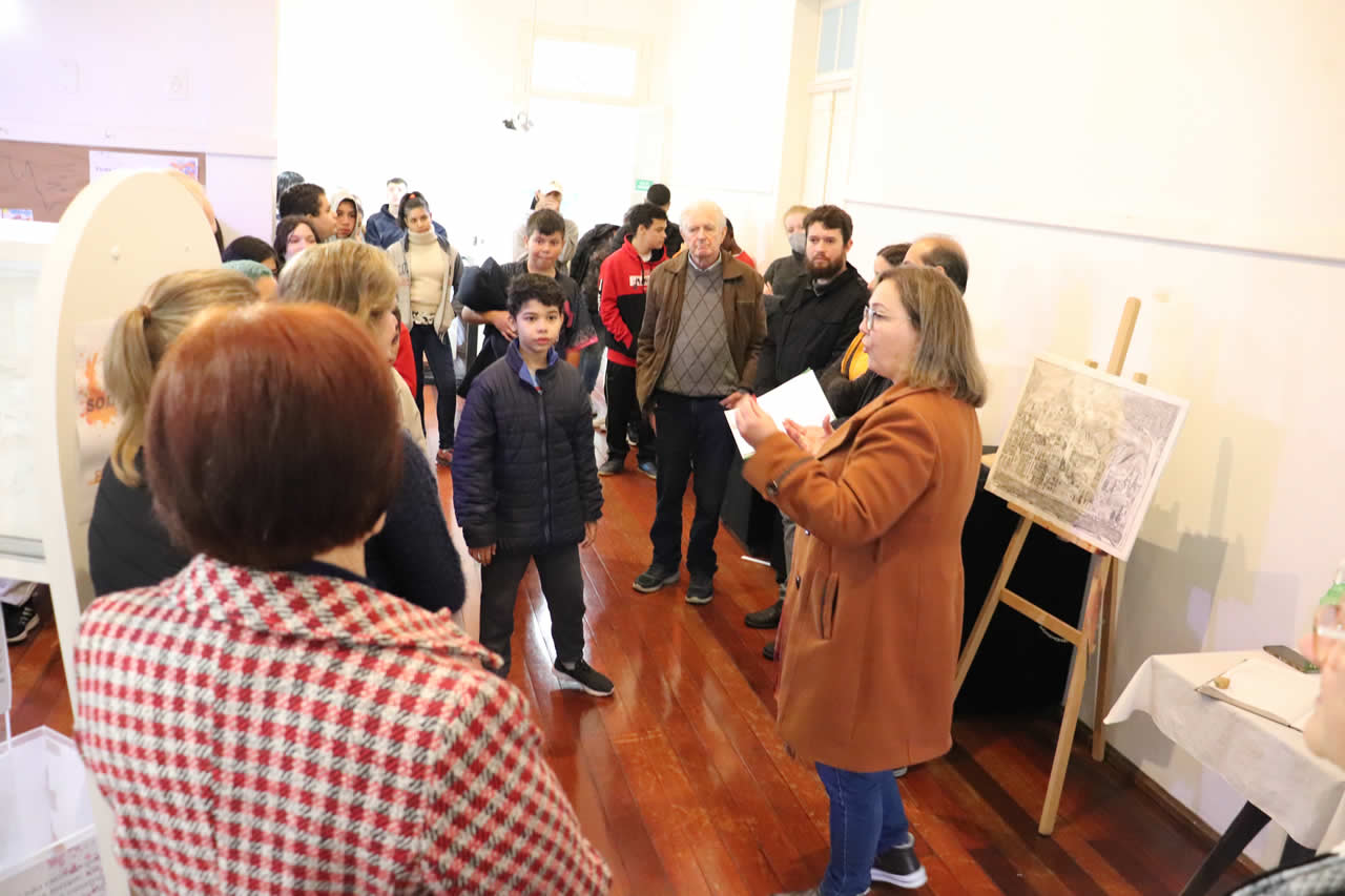 “Sobre resistir, sonhar e esboçar a vida” é a nova exposição da Casa do Museu