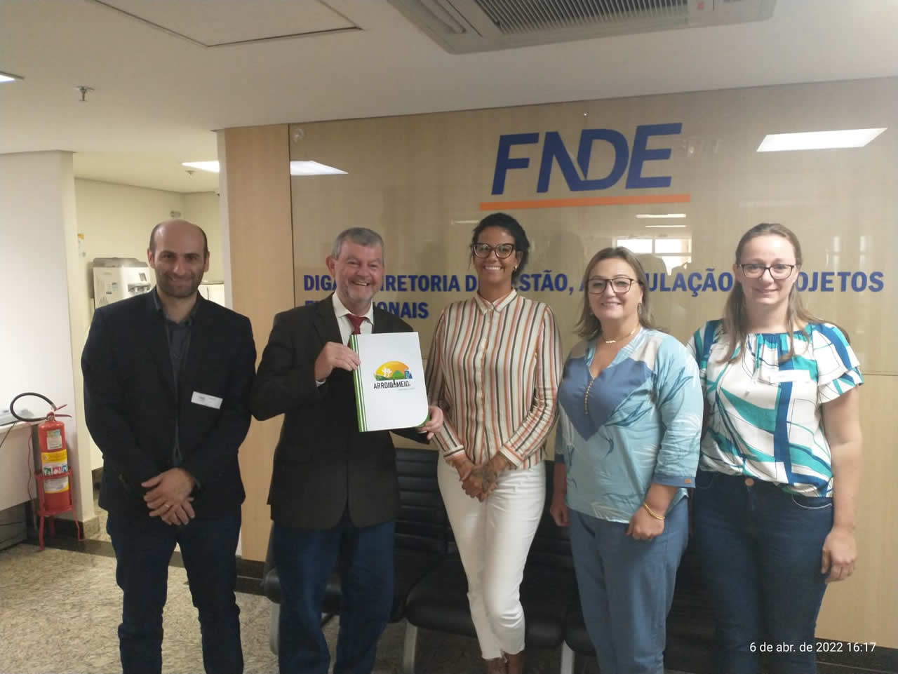 Comitiva busca apoio para projetos em Brasília